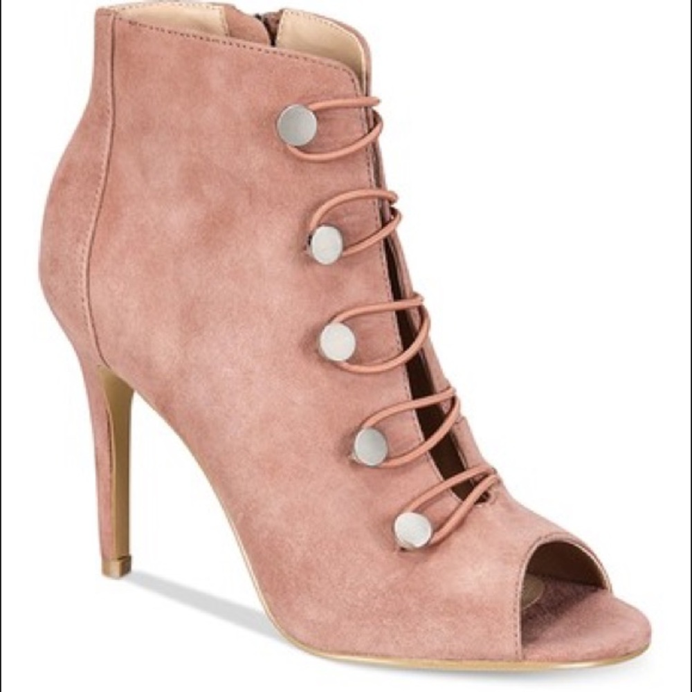 Charles By Charles David Booties, New, 71/2